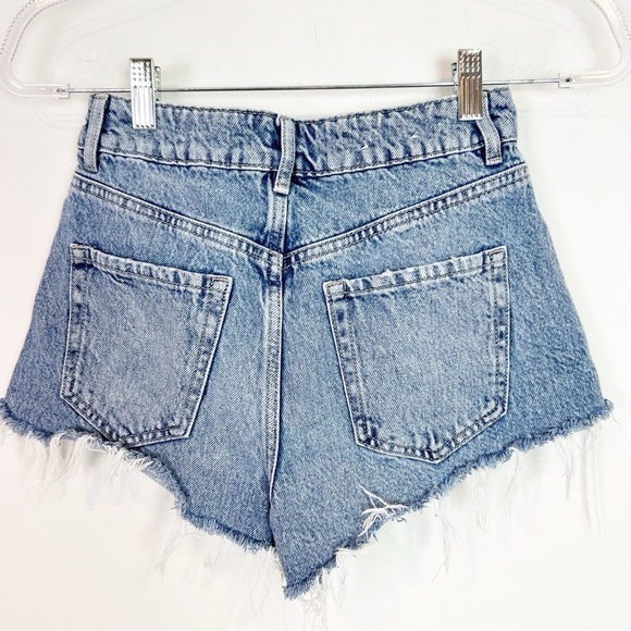 GARAGE DENIM MINI CHEEKY FESTIVAL DISTRESSED JEAN SHORTS SZ 0/24 - Picture 8 of 9